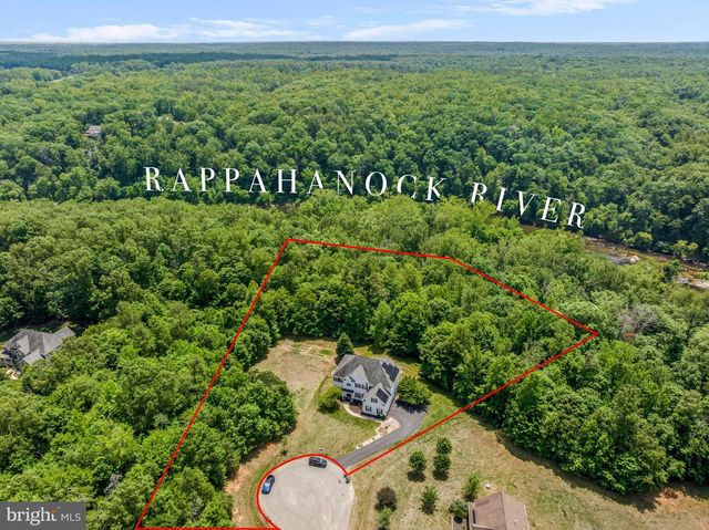 100 RIVER RIDGE LN, Fredericksburg, VA 22406