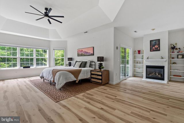 100 RIVER RIDGE LN, Fredericksburg, VA 22406