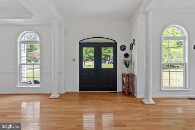 100 RIVER RIDGE LN, Fredericksburg, VA 22406