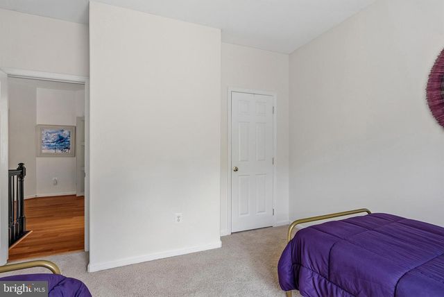 100 RIVER RIDGE LN, Fredericksburg, VA 22406
