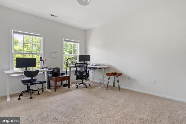 100 RIVER RIDGE LN, Fredericksburg, VA 22406