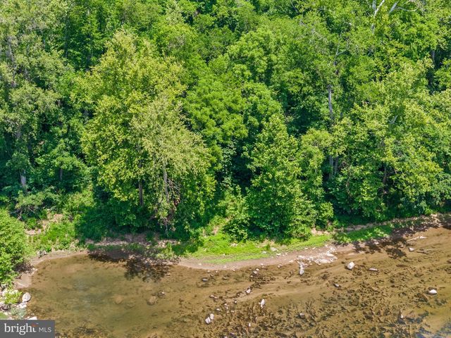 100 RIVER RIDGE LN, Fredericksburg, VA 22406