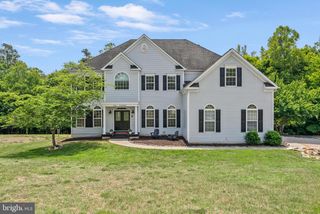 100 RIVER RIDGE LN, Fredericksburg, VA 22406