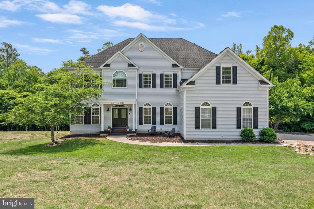 100 RIVER RIDGE LN, Fredericksburg, VA 22406