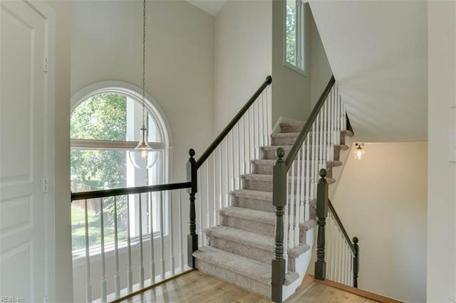 936 Wilson LN, Hampton, VA 23663
