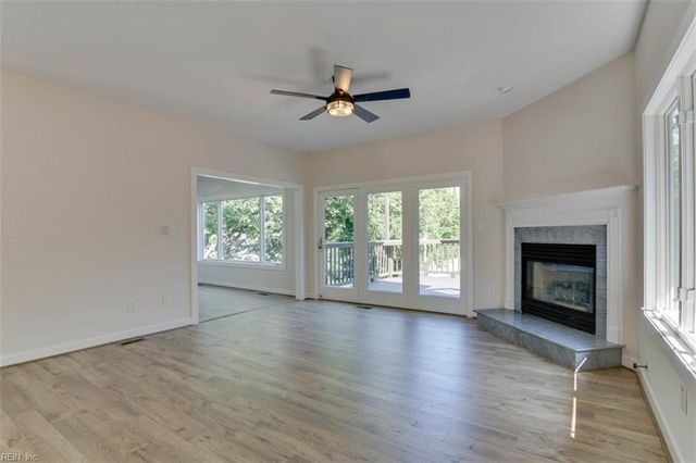 936 Wilson LN, Hampton, VA 23663