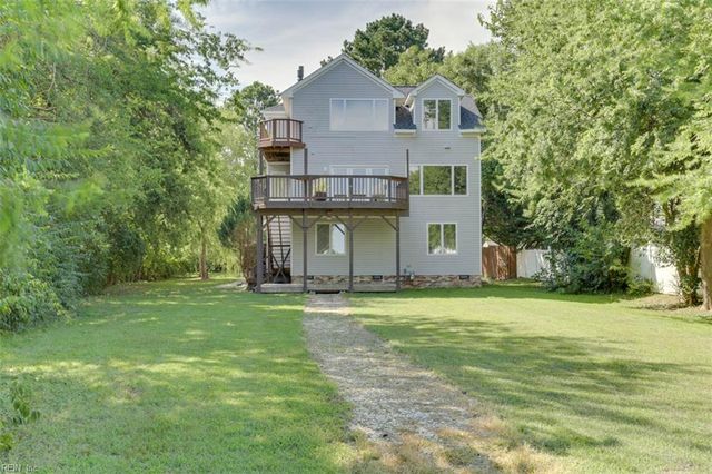 936 Wilson LN, Hampton, VA 23663