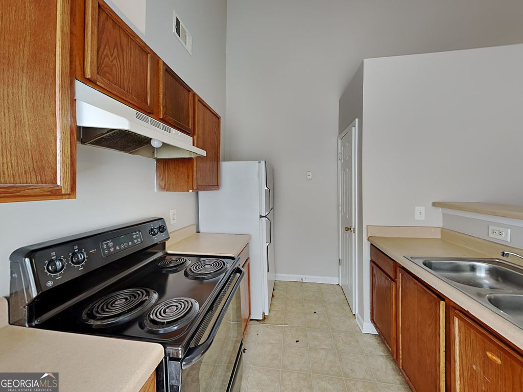 2440 Vine Street, Union City, GA 30291 — photo 5