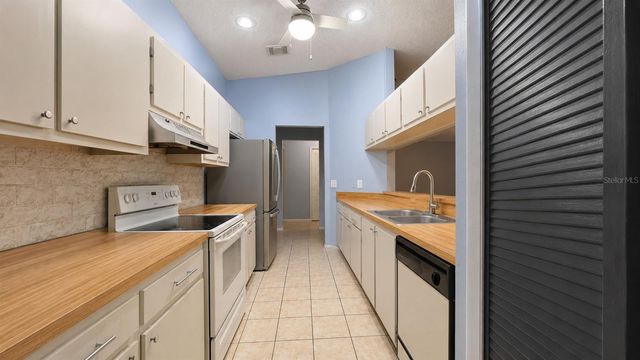 257 CLEMENS COURT, Orlando, FL 32828