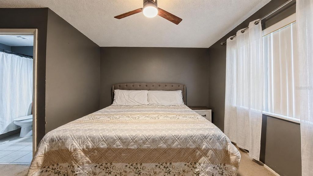 Image 21 of property listing at 257 CLEMENS COURT, Orlando, FL 32828