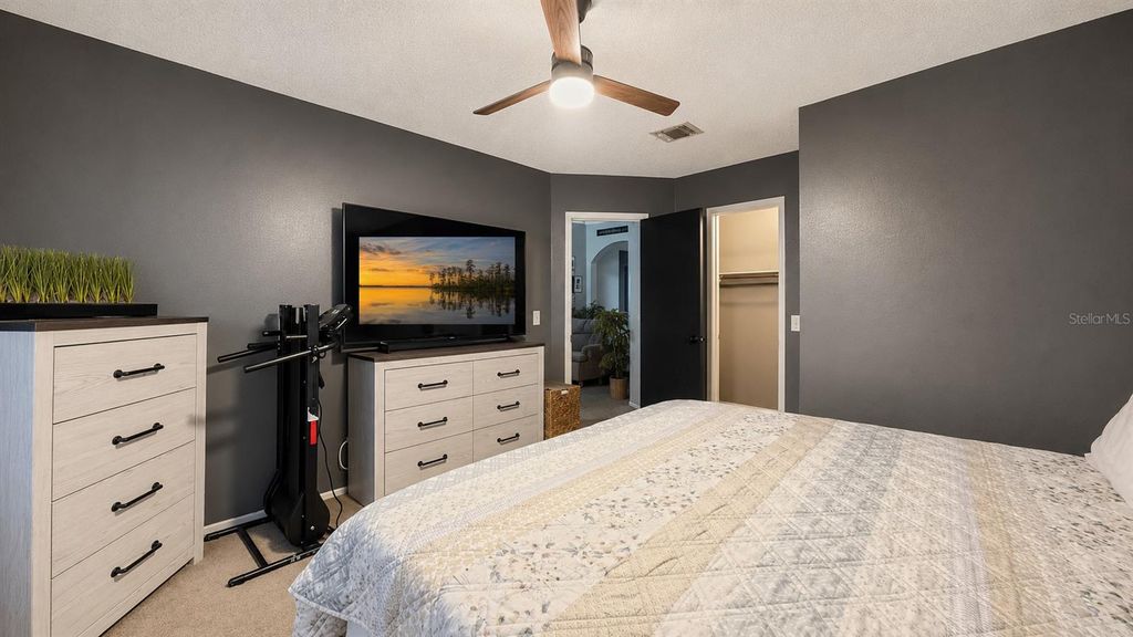 Image 23 of property listing at 257 CLEMENS COURT, Orlando, FL 32828