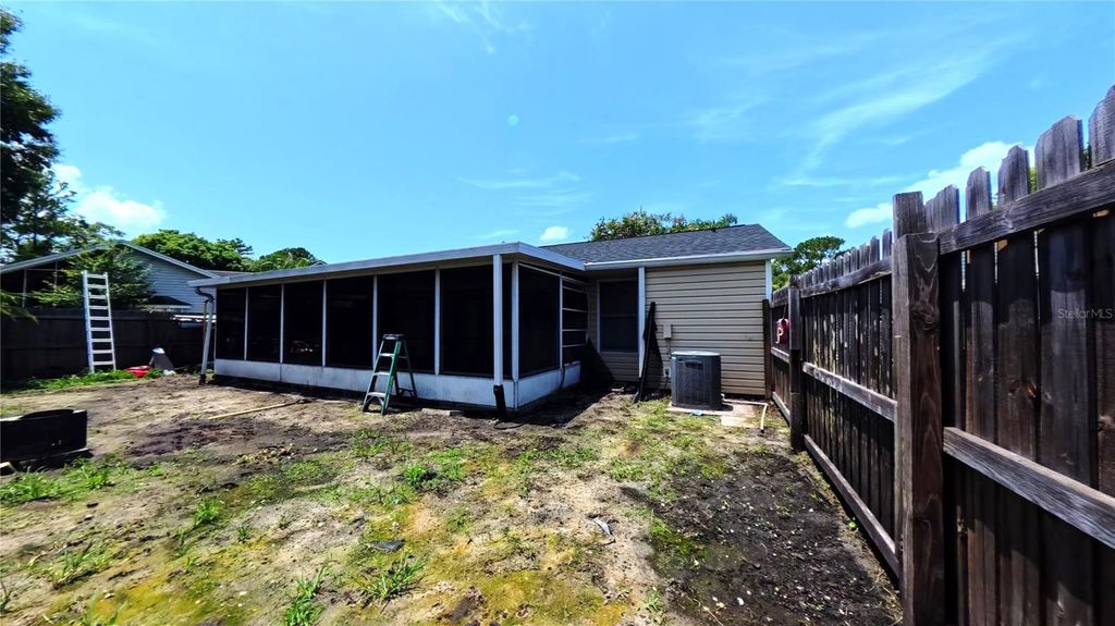 Image 27 of property listing at 257 CLEMENS COURT, Orlando, FL 32828