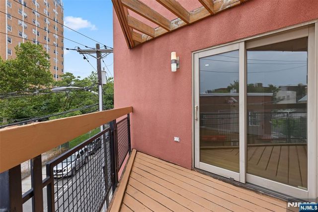 416 63rd Street 2A, West New York, NJ 07093