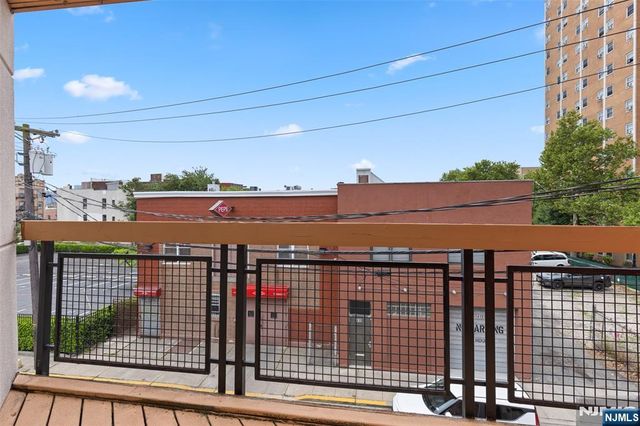 416 63rd Street 2A, West New York, NJ 07093