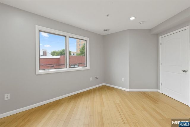 416 63rd Street 2A, West New York, NJ 07093