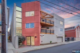 416 63rd Street 2A, West New York, NJ 07093