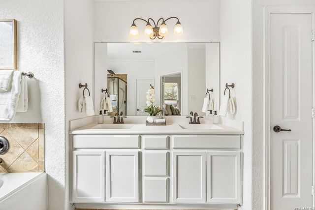 3213 Pencil Cholla, Schertz, TX 78154