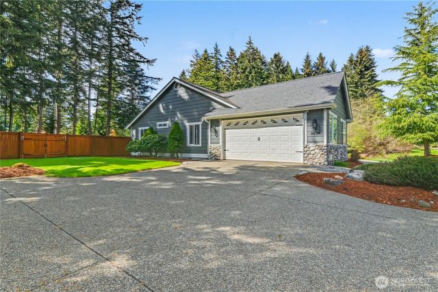 8011 Countrywood Drive SE, Olympia, WA 98501