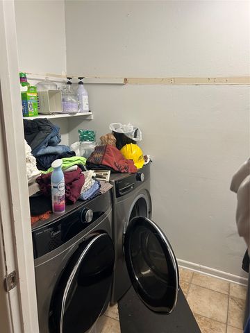 1103 Rolling Hills Drive S, Graham, TX 76450