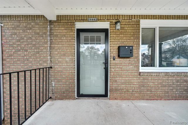 20002 Santa Rosa Drive, Detroit, MI 48221