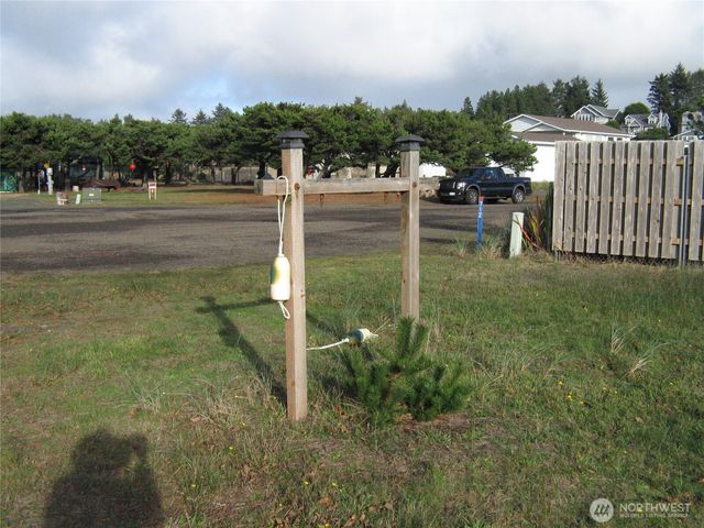 704 347th Place, Ocean Park, WA 98640