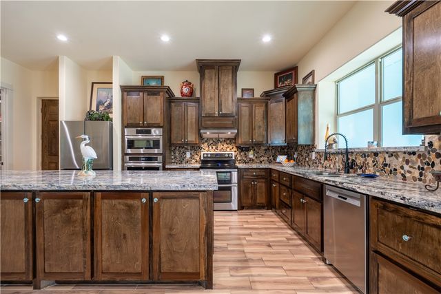 1236 Redfish Dr, Riviera, TX 78379