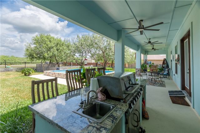 1236 Redfish Dr, Riviera, TX 78379