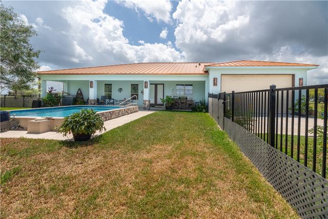 1236 Redfish Dr, Riviera, TX 78379