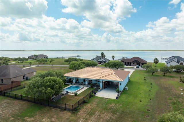 1236 Redfish Dr, Riviera, TX 78379