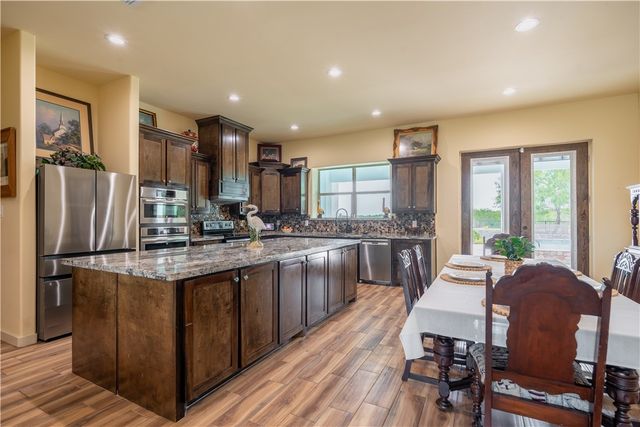 1236 Redfish Dr, Riviera, TX 78379