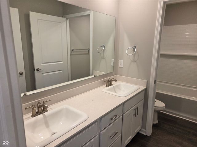 7232 Parkstay Lane, Camby, IN 46113