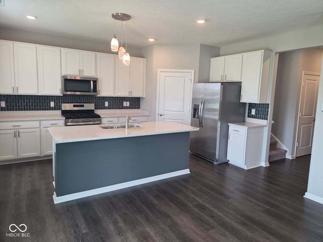 7232 Parkstay Lane, Camby, IN 46113