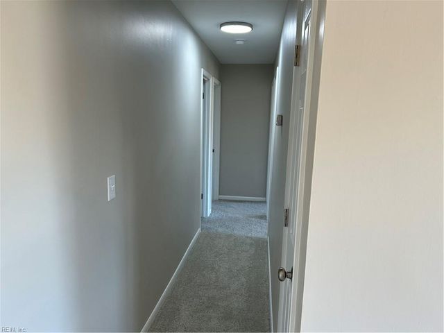 247 Malden LN, Newport News, VA 23602