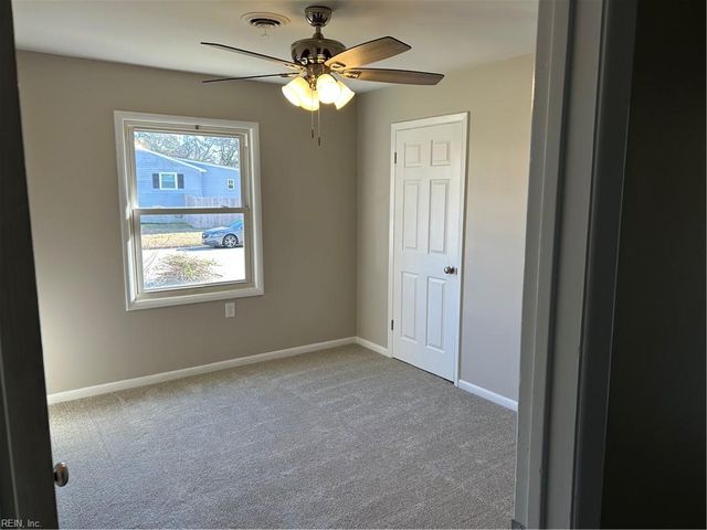247 Malden LN, Newport News, VA 23602