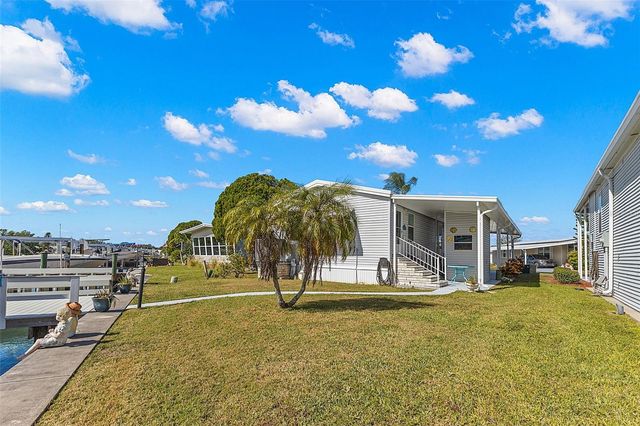 556 MOUNT OAK AVENUE NE 738, St Petersburg, FL 33702