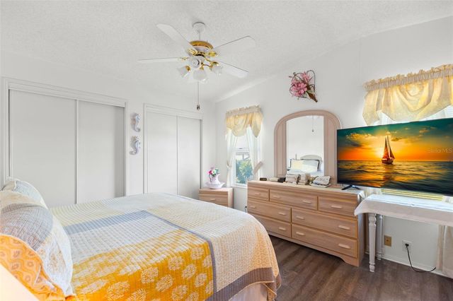 556 MOUNT OAK AVENUE NE 738, St Petersburg, FL 33702