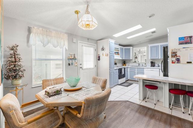 556 MOUNT OAK AVENUE NE 738, St Petersburg, FL 33702