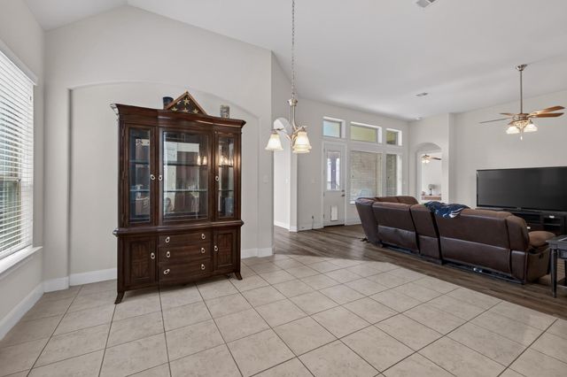 1017 Tabernash DR, Leander, TX 78641