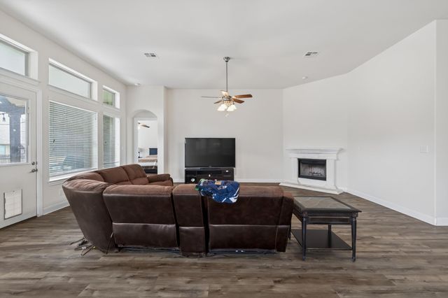 1017 Tabernash DR, Leander, TX 78641