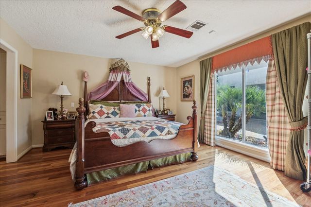 11722 Claywood Street, Houston, TX 77024
