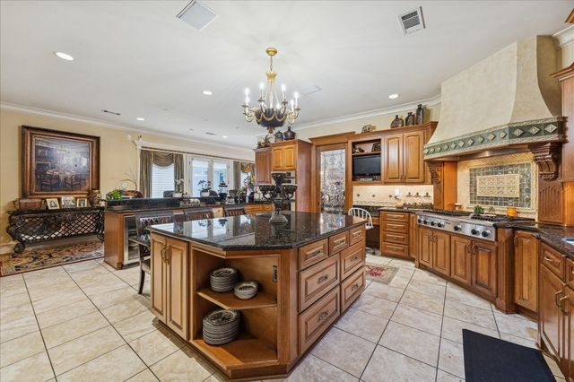 11722 Claywood Street, Houston, TX 77024