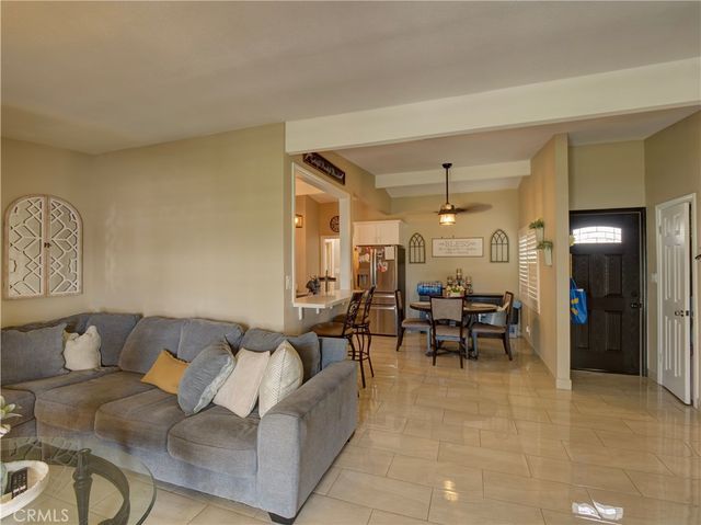 225 W Alru Street, Rialto, CA 92376