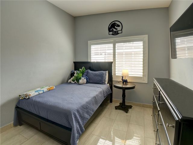 225 W Alru Street, Rialto, CA 92376