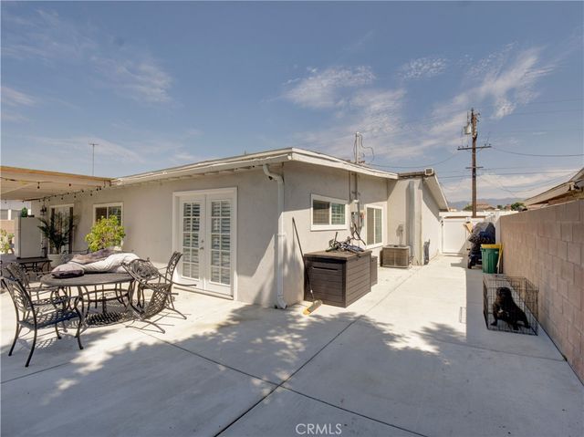 225 W Alru Street, Rialto, CA 92376