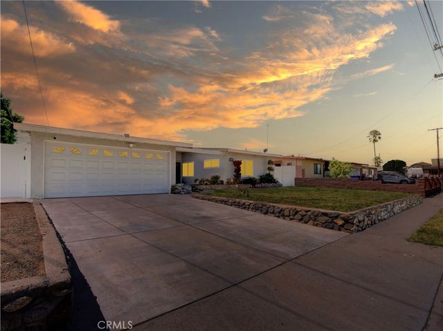 225 W Alru Street, Rialto, CA 92376