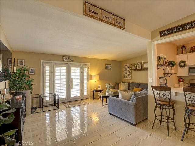 225 W Alru Street, Rialto, CA 92376