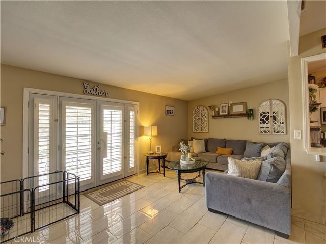 225 W Alru Street, Rialto, CA 92376