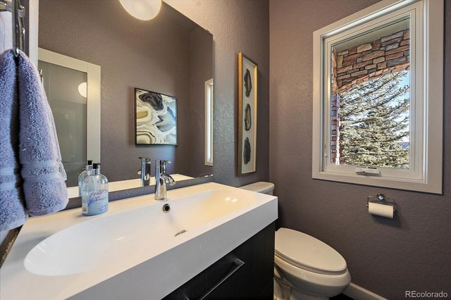 5602 Silver Bluff Court, Parker, CO 80134