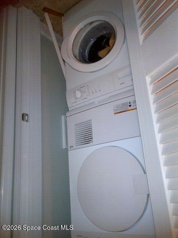 301 S Miramar Avenue 202, Indialantic, FL 32903