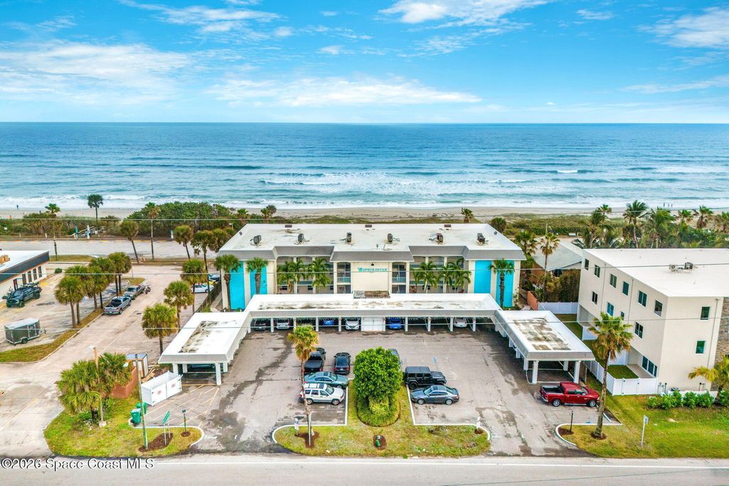 301 S Miramar Avenue 202, Indialantic, FL 32903